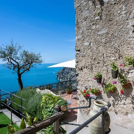 Yourhome - Casa Ivi アパート *